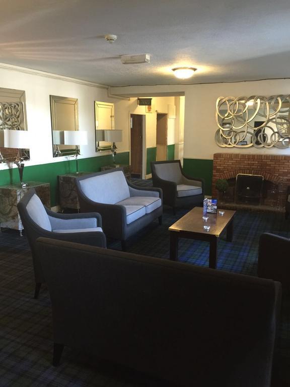 אבוין Huntly Arms Hotel מראה חיצוני תמונה